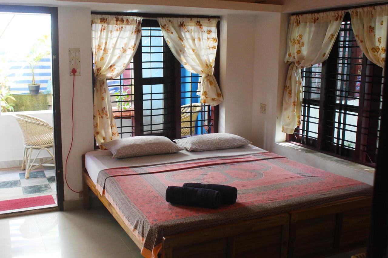 Keratheeram Beach Resort Varkala Exteriör bild