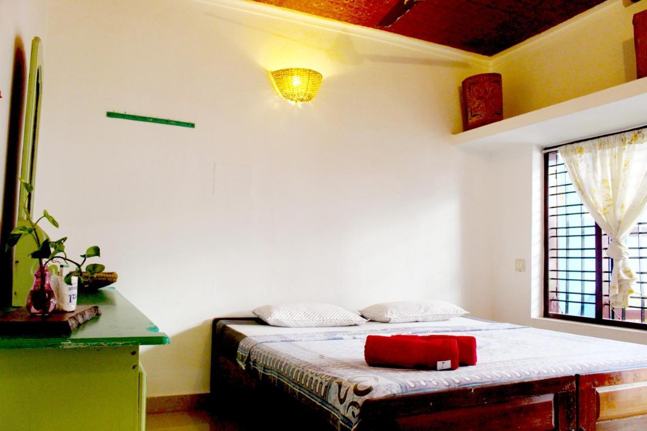 Keratheeram Beach Resort Varkala Exteriör bild