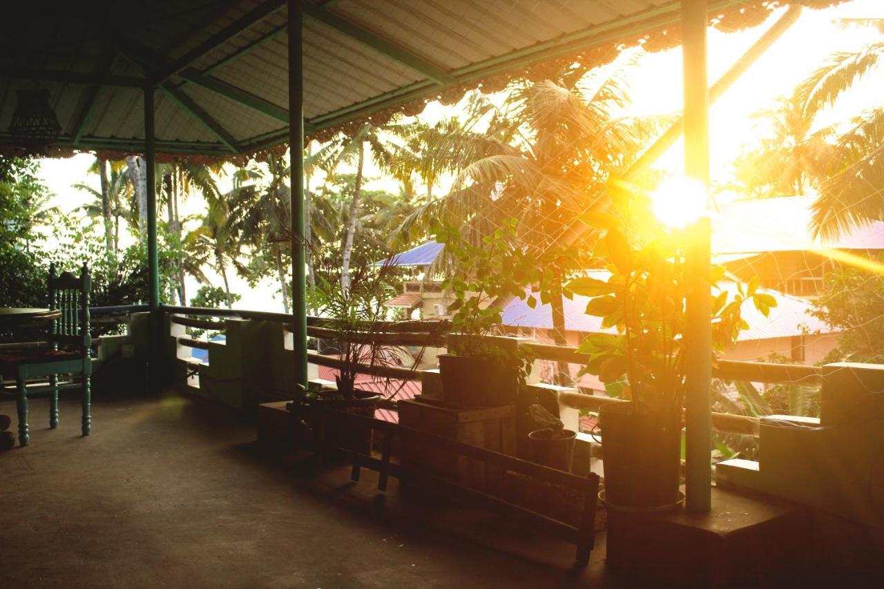 Keratheeram Beach Resort Varkala Exteriör bild